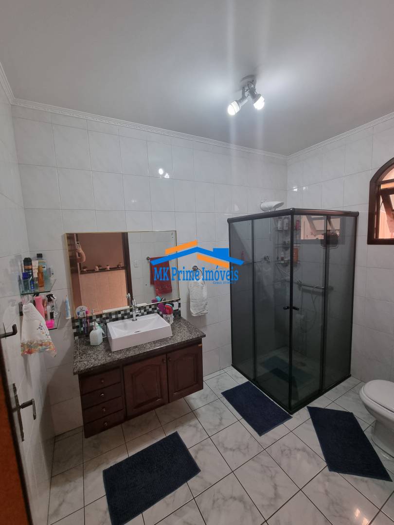 Casa, 3 quartos, 246 m² - Foto 21