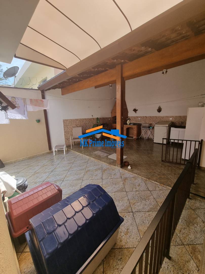 Casa, 3 quartos, 246 m² - Foto 27