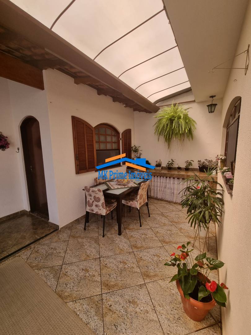 Casa, 3 quartos, 246 m² - Foto 28