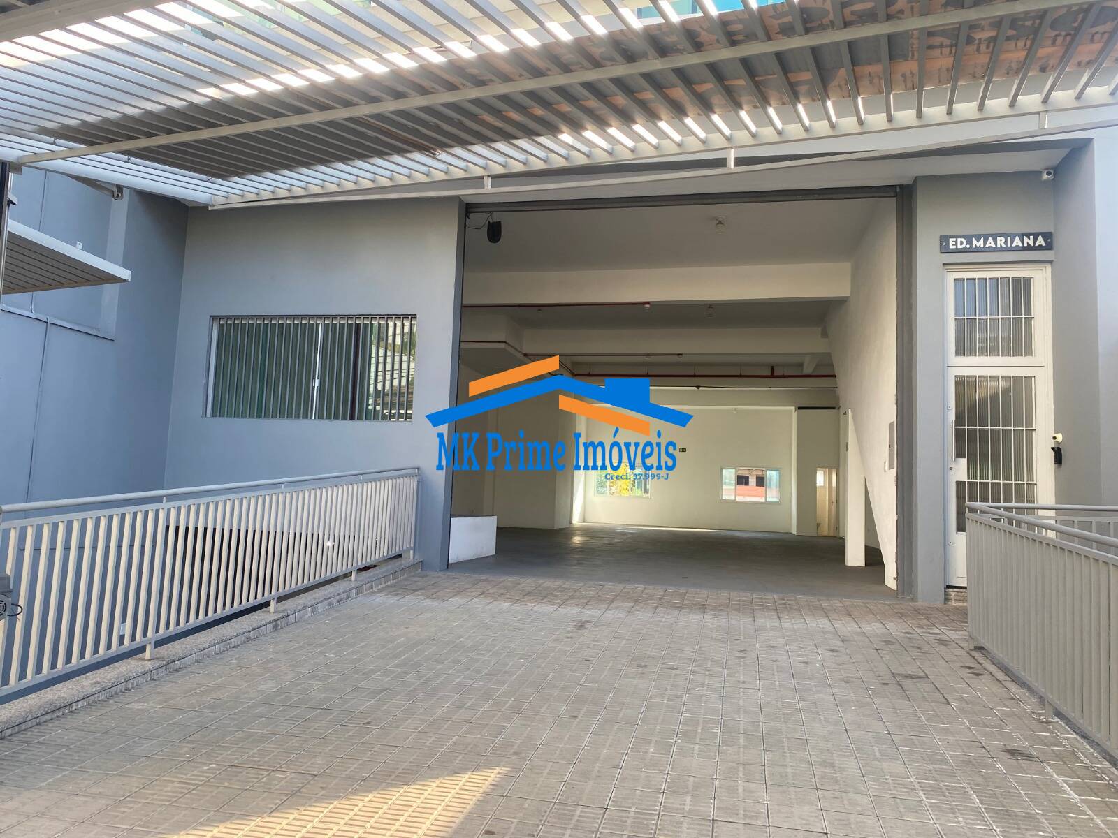 Loja-Salão, 220 m² - Foto 1