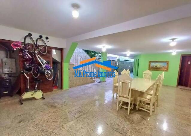 Casa, 3 quartos, 319 m² - Foto 34