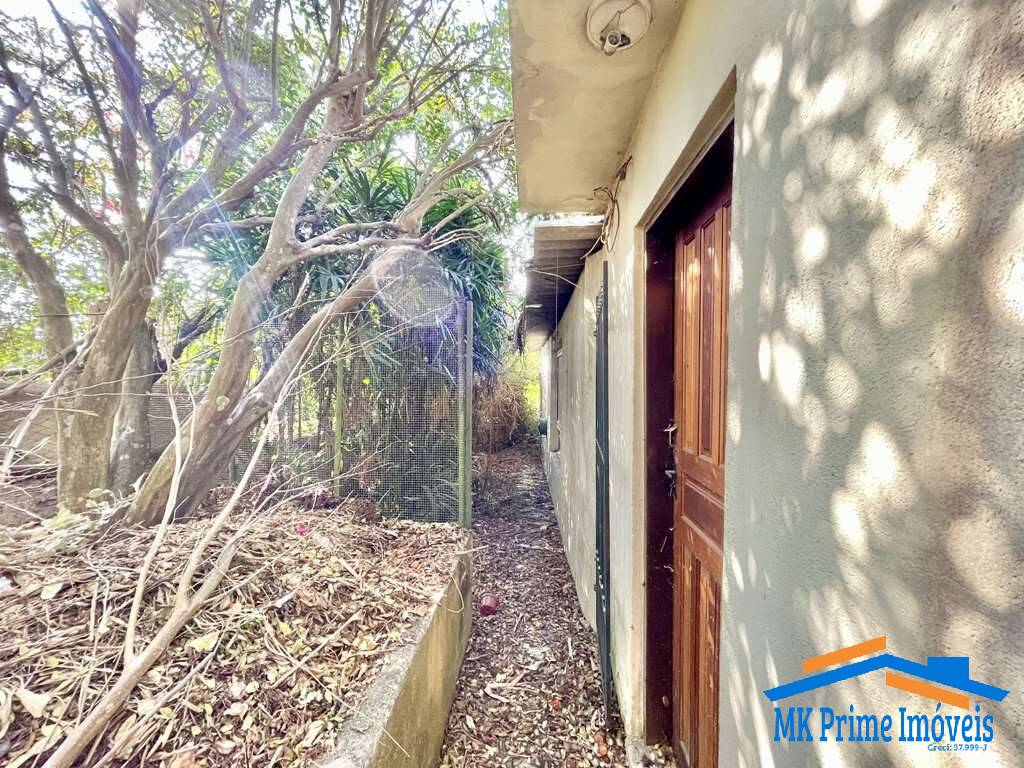 Casa, 4 quartos, 253 m² - Foto 41