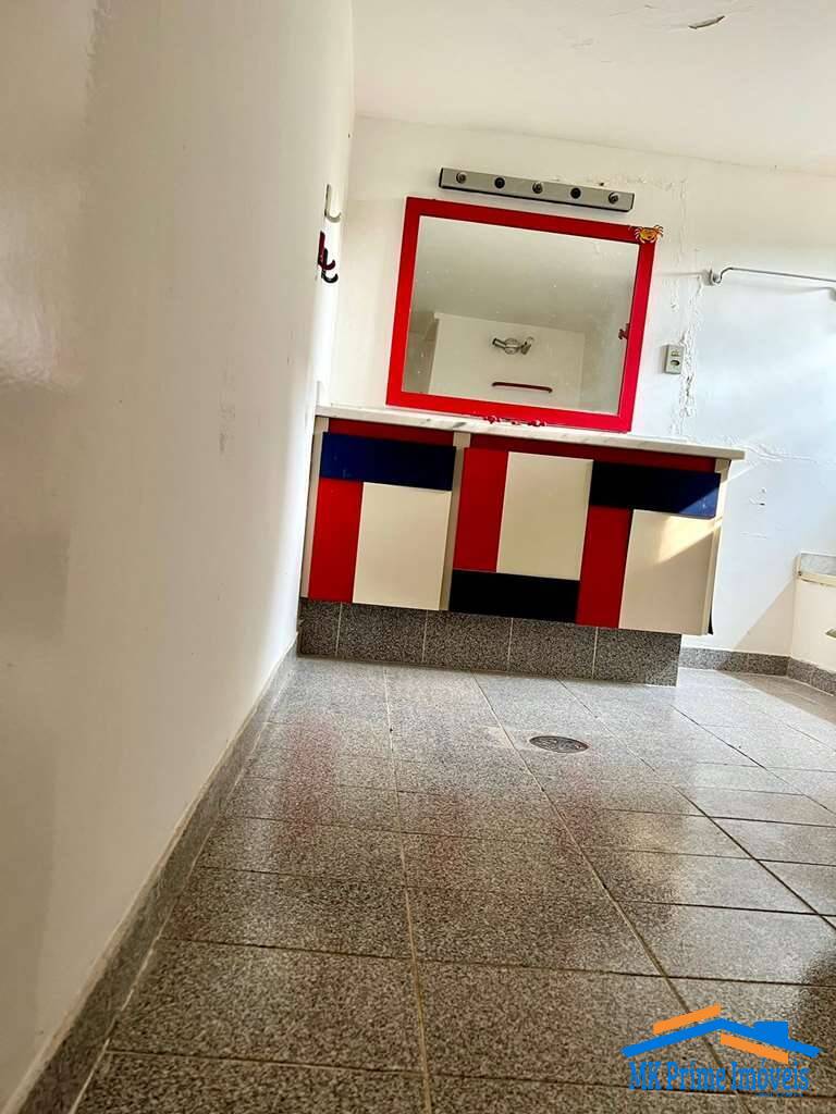 Casa, 4 quartos, 253 m² - Foto 30