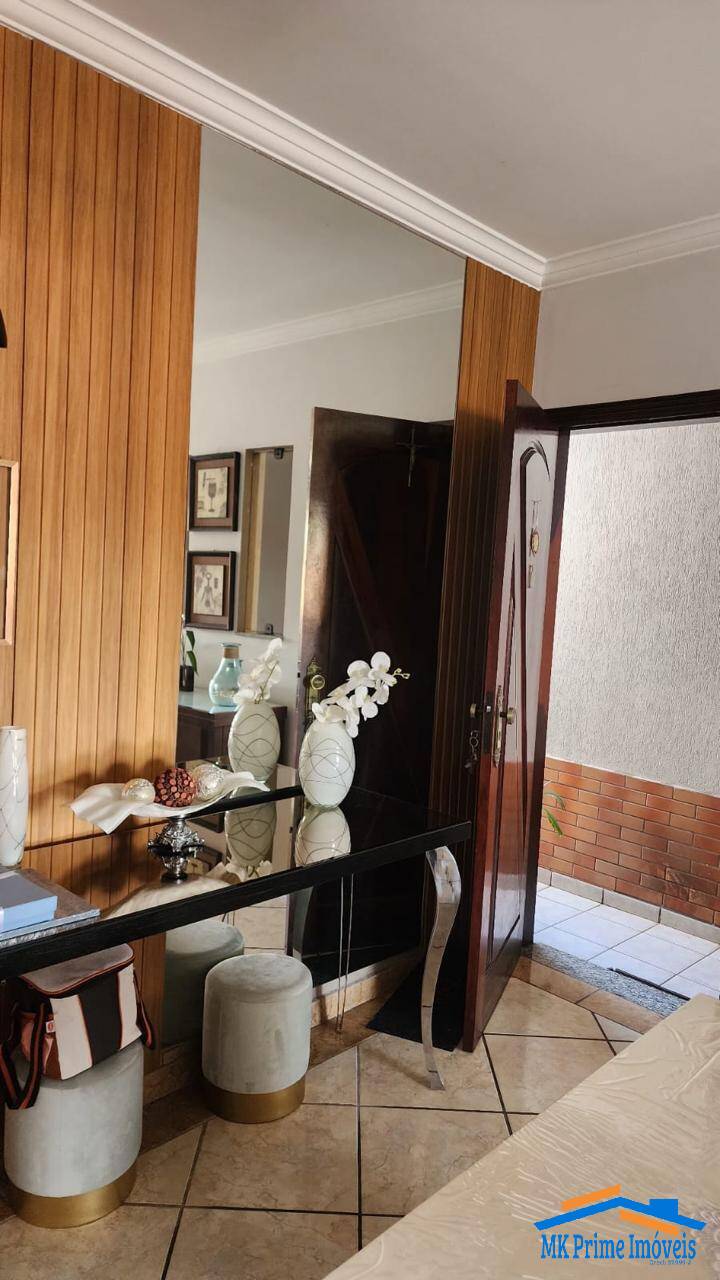 Casa, 4 quartos, 198 m² - Foto 23