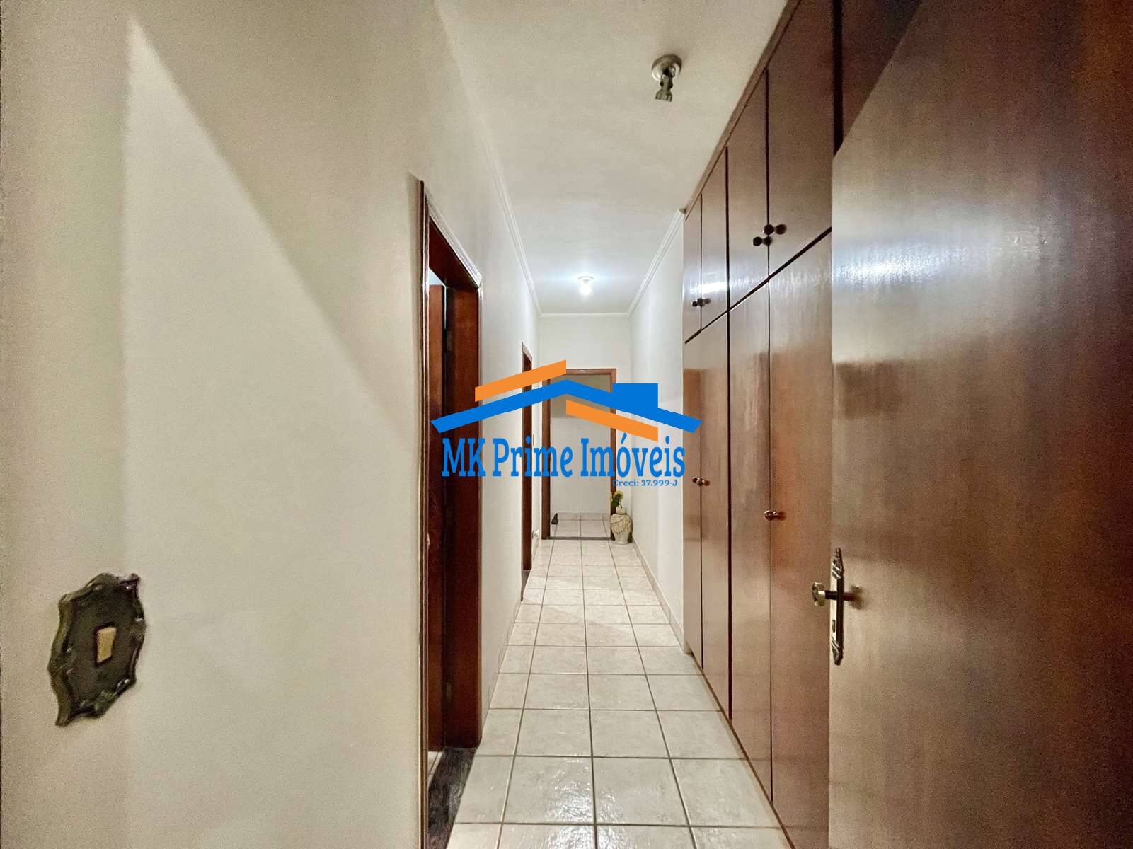 Casa de Condomínio para alugar com 3 quartos, 321m² - Foto 15