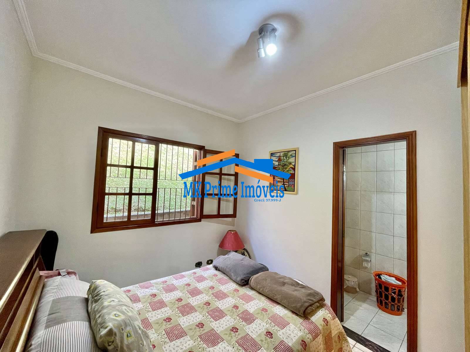Casa de Condomínio para alugar com 3 quartos, 321m² - Foto 18
