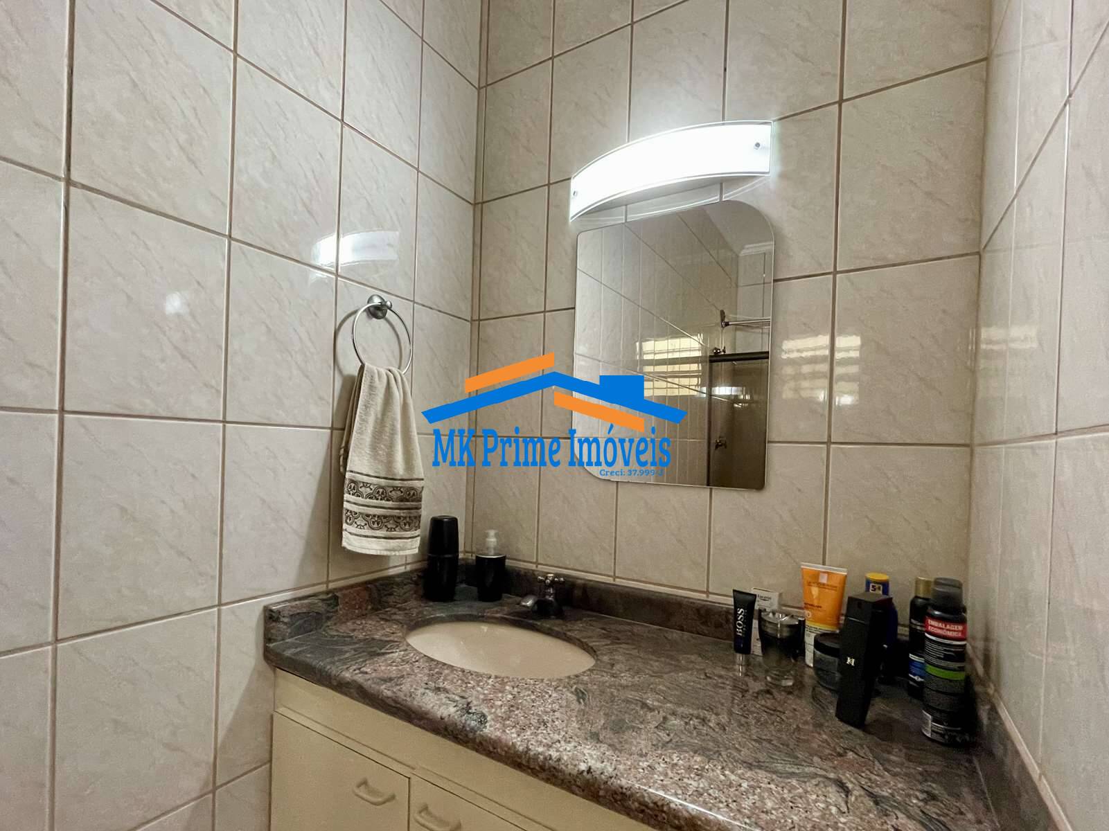 Casa de Condomínio para alugar com 3 quartos, 321m² - Foto 29