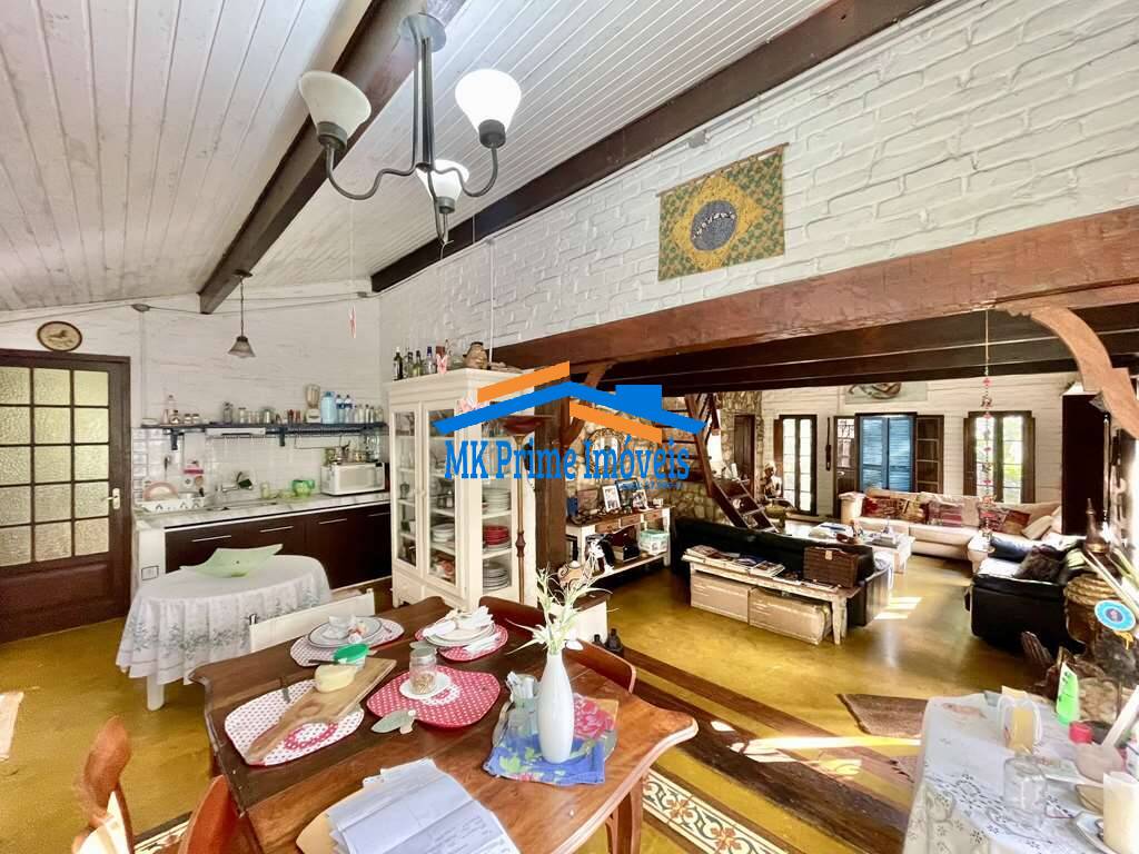 Casa de Condomínio para alugar com 3 quartos, 440m² - Foto 13