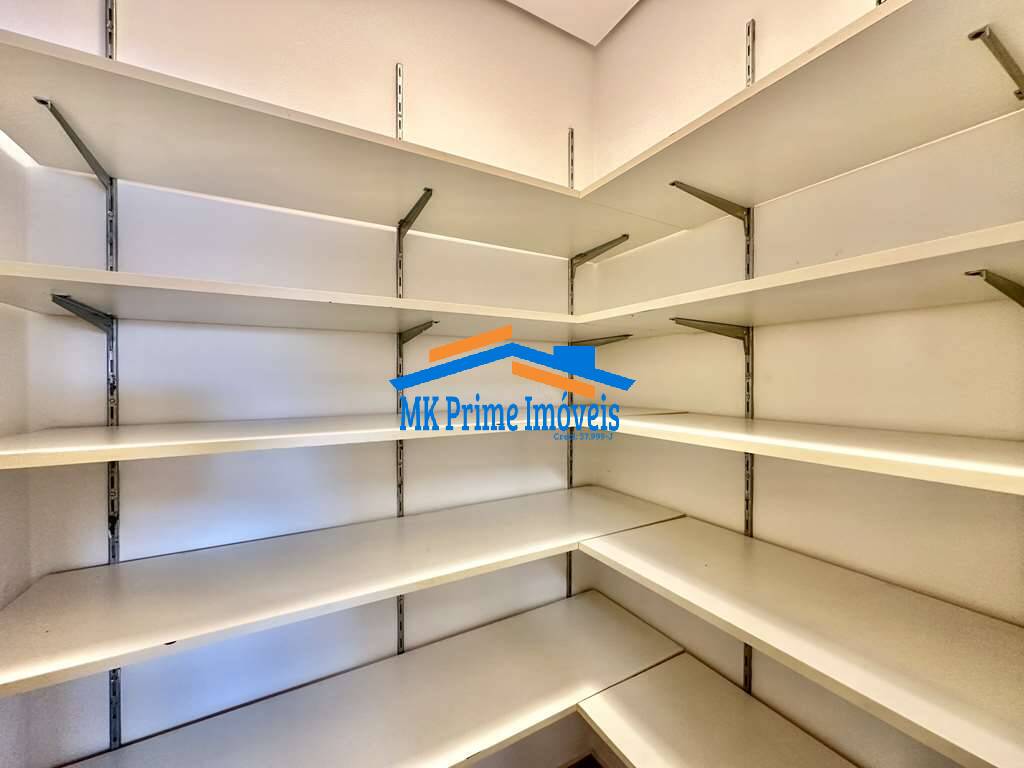 Casa de Condomínio para alugar com 4 quartos, 358m² - Foto 20