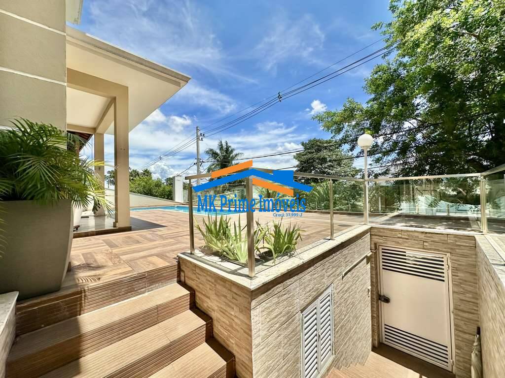 Casa de Condomínio para alugar com 4 quartos, 358m² - Foto 8