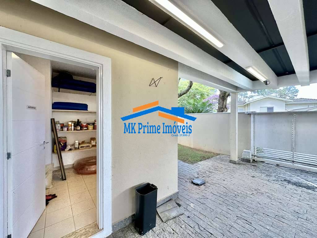 Casa de Condomínio para alugar com 4 quartos, 358m² - Foto 56