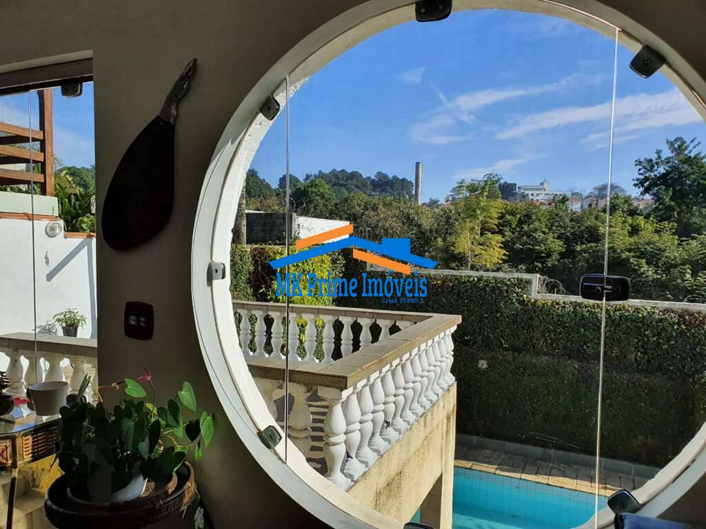 Casa de Condomínio para alugar com 3 quartos, 320m² - Foto 9