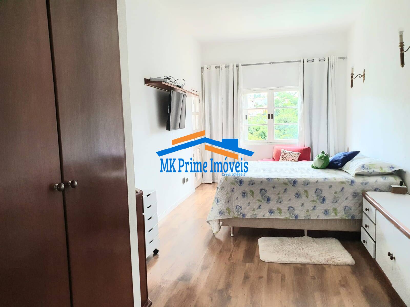 Casa de Condomínio para alugar com 3 quartos, 320m² - Foto 41