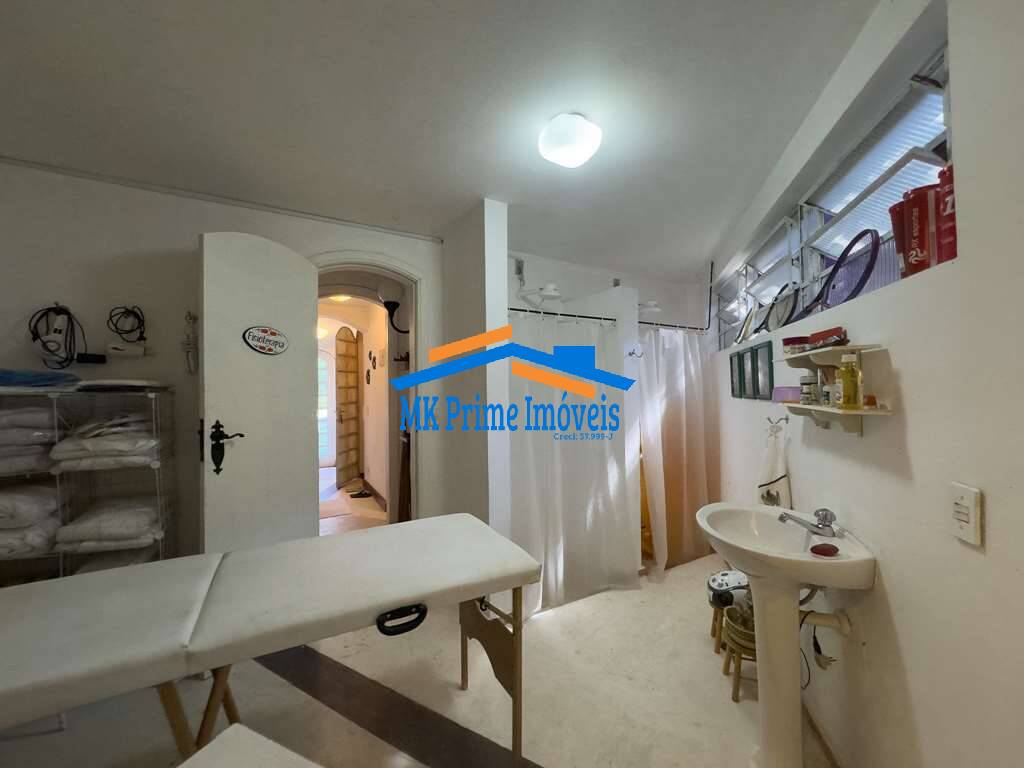 Casa de Condomínio para alugar com 4 quartos, 692m² - Foto 49