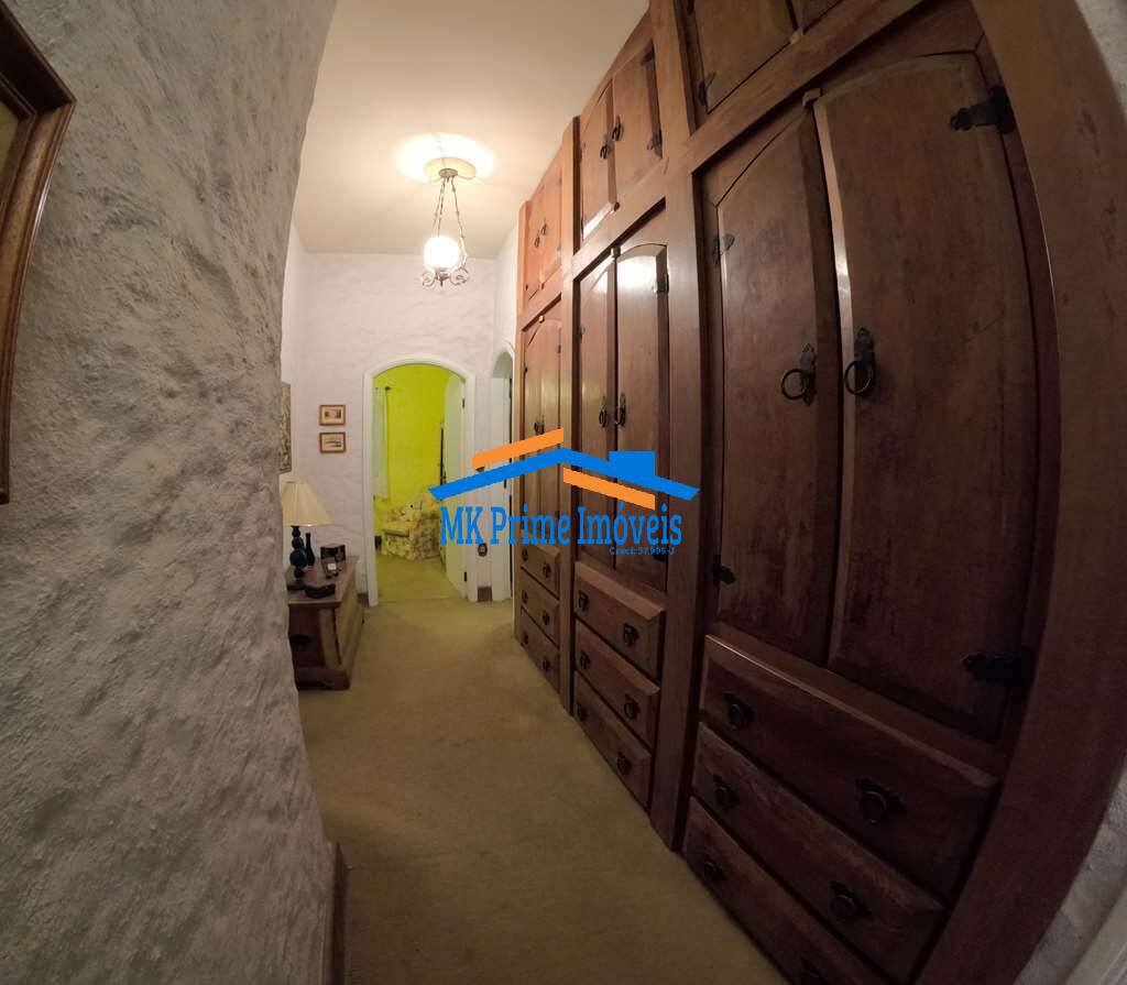 Casa de Condomínio para alugar com 4 quartos, 692m² - Foto 23