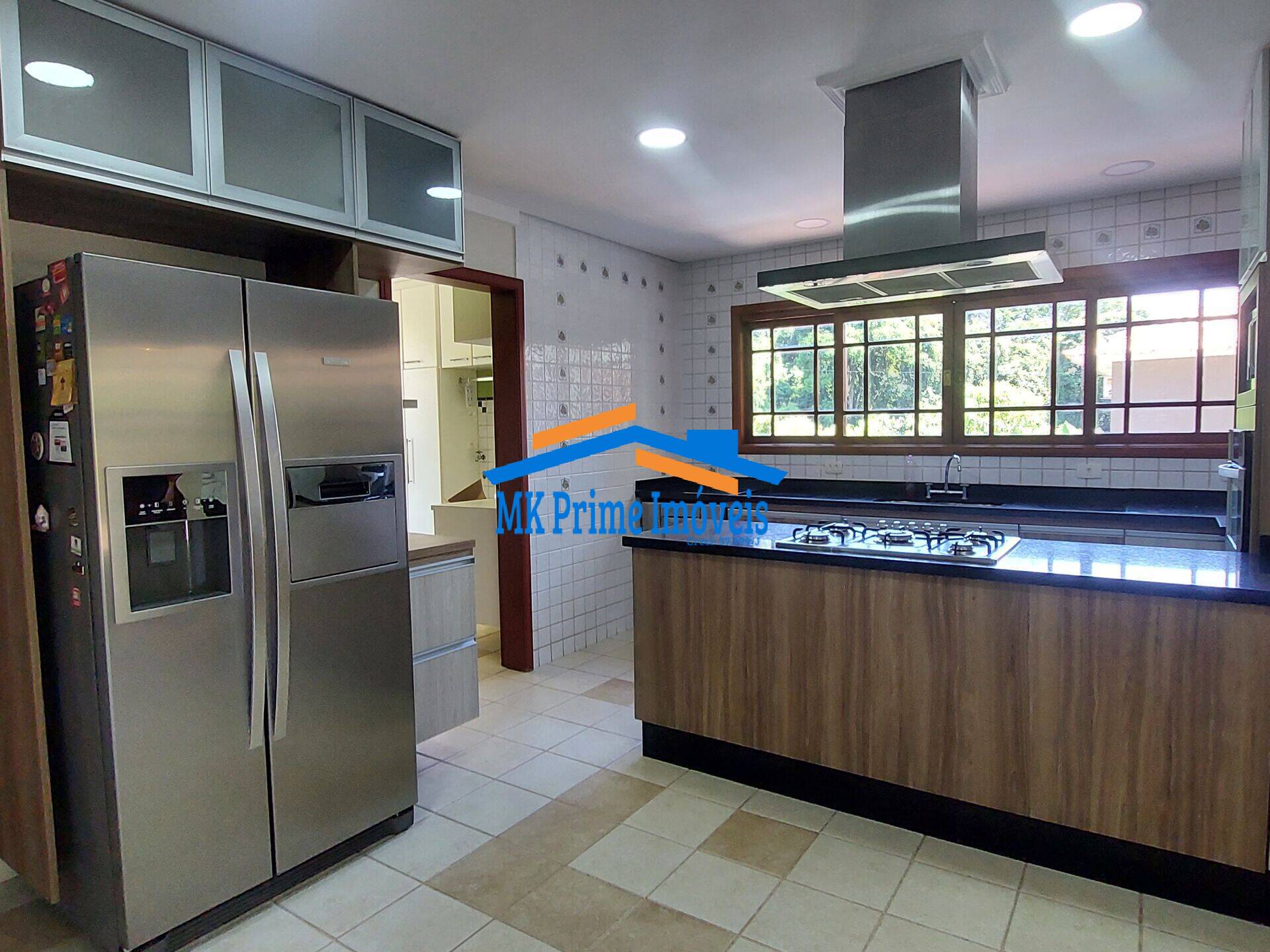 Casa de Condomínio para alugar com 4 quartos, 436m² - Foto 12