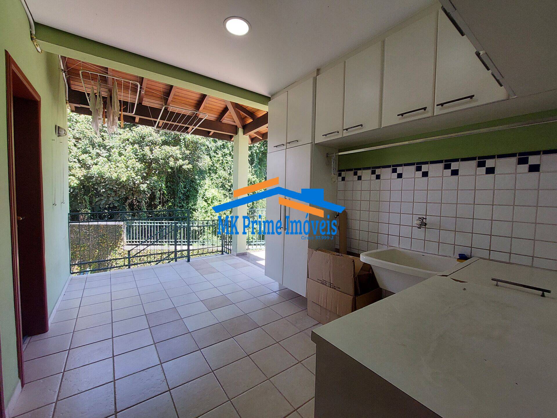 Casa de Condomínio para alugar com 4 quartos, 436m² - Foto 22