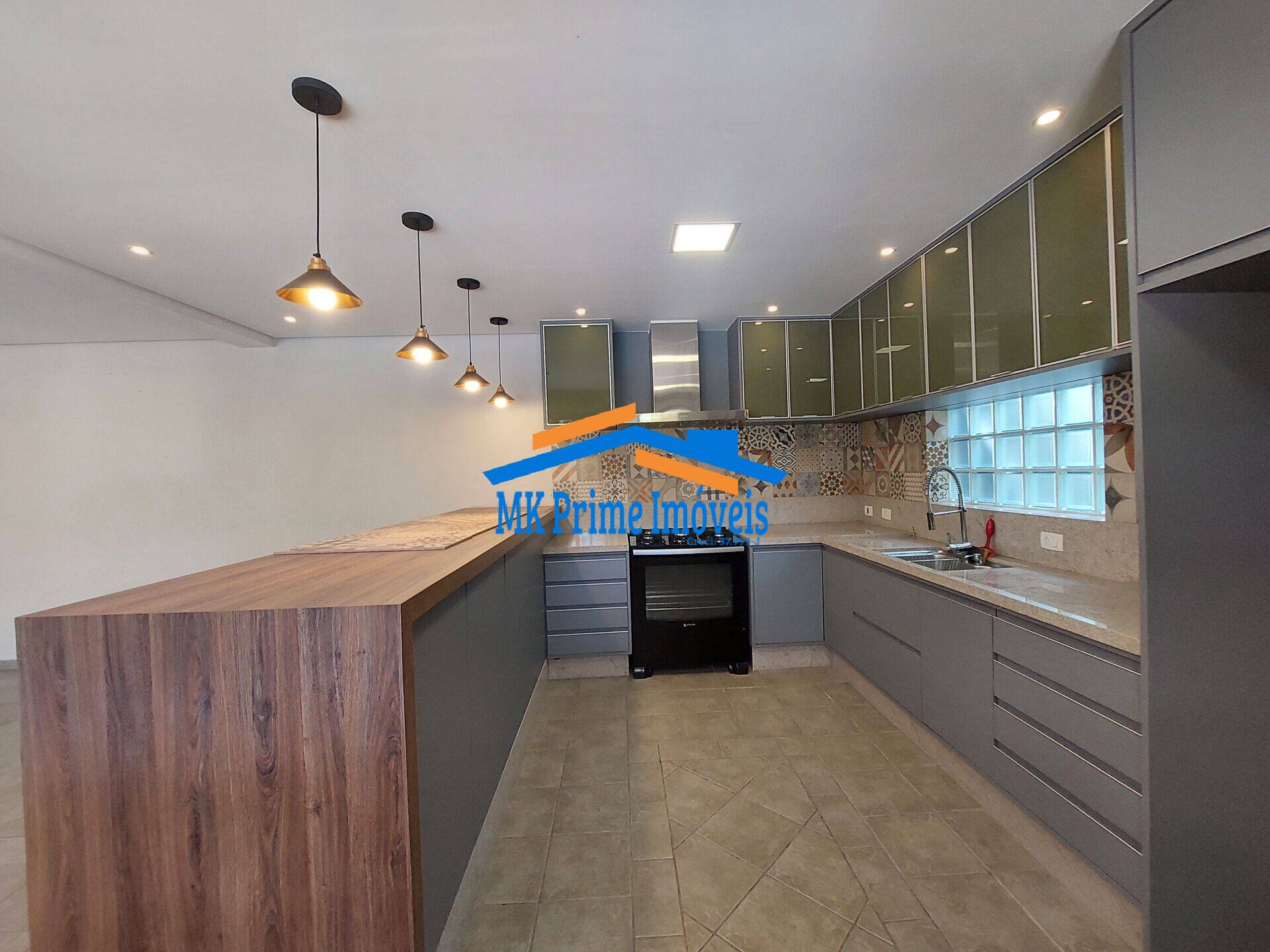 Casa de Condomínio para alugar com 4 quartos, 436m² - Foto 48