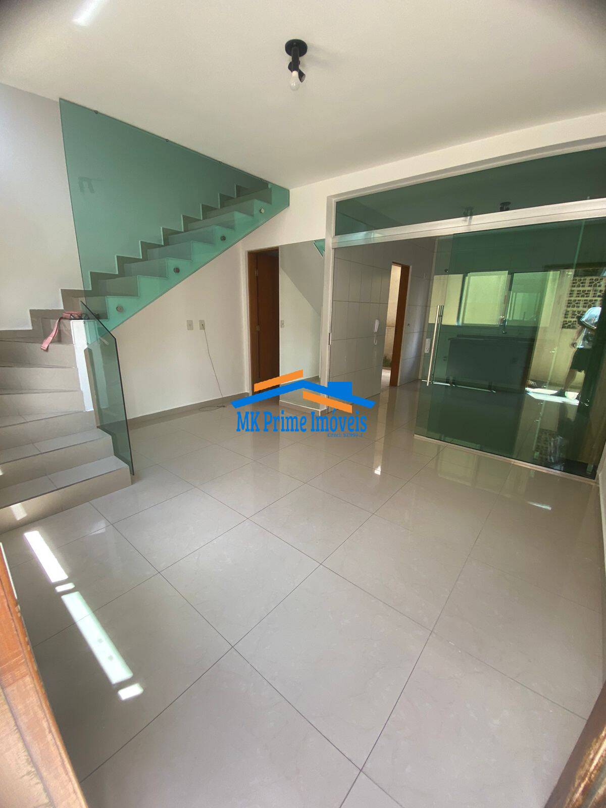 Casa de Condomínio para alugar com 2 quartos, 76m² - Foto 1