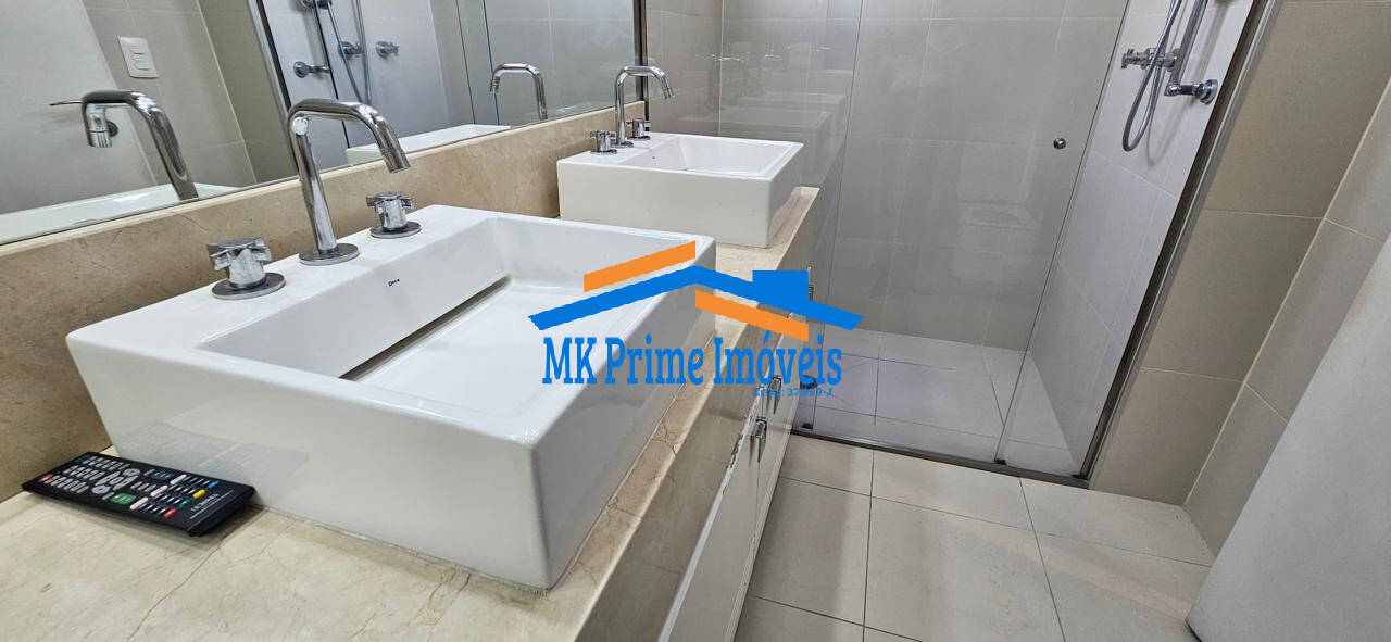 Apartamento para alugar com 4 quartos, 206m² - Foto 31