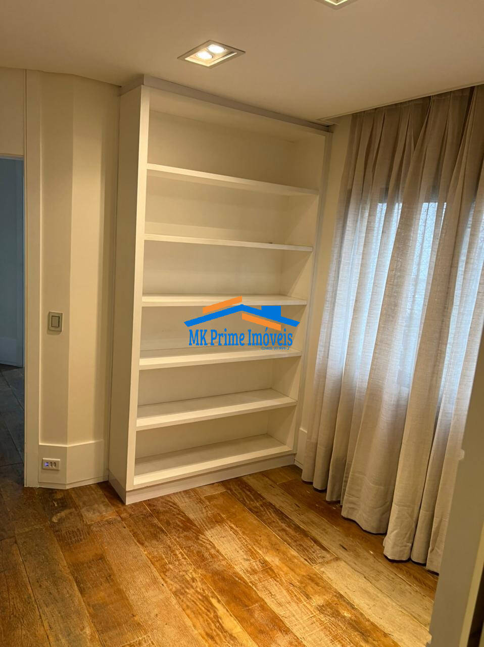 Apartamento para alugar com 3 quartos, 220m² - Foto 19