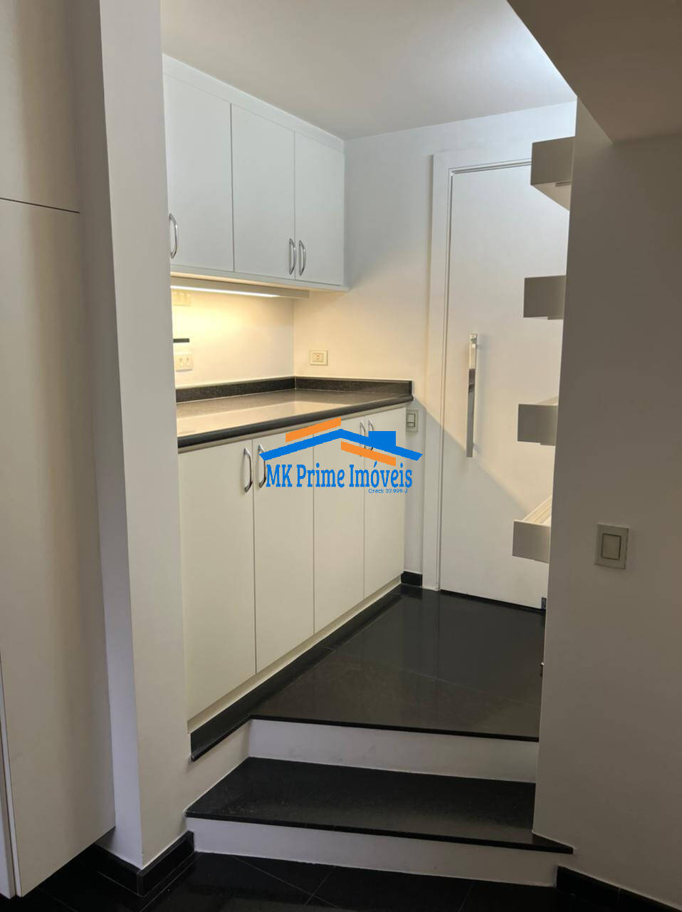 Apartamento para alugar com 3 quartos, 220m² - Foto 20