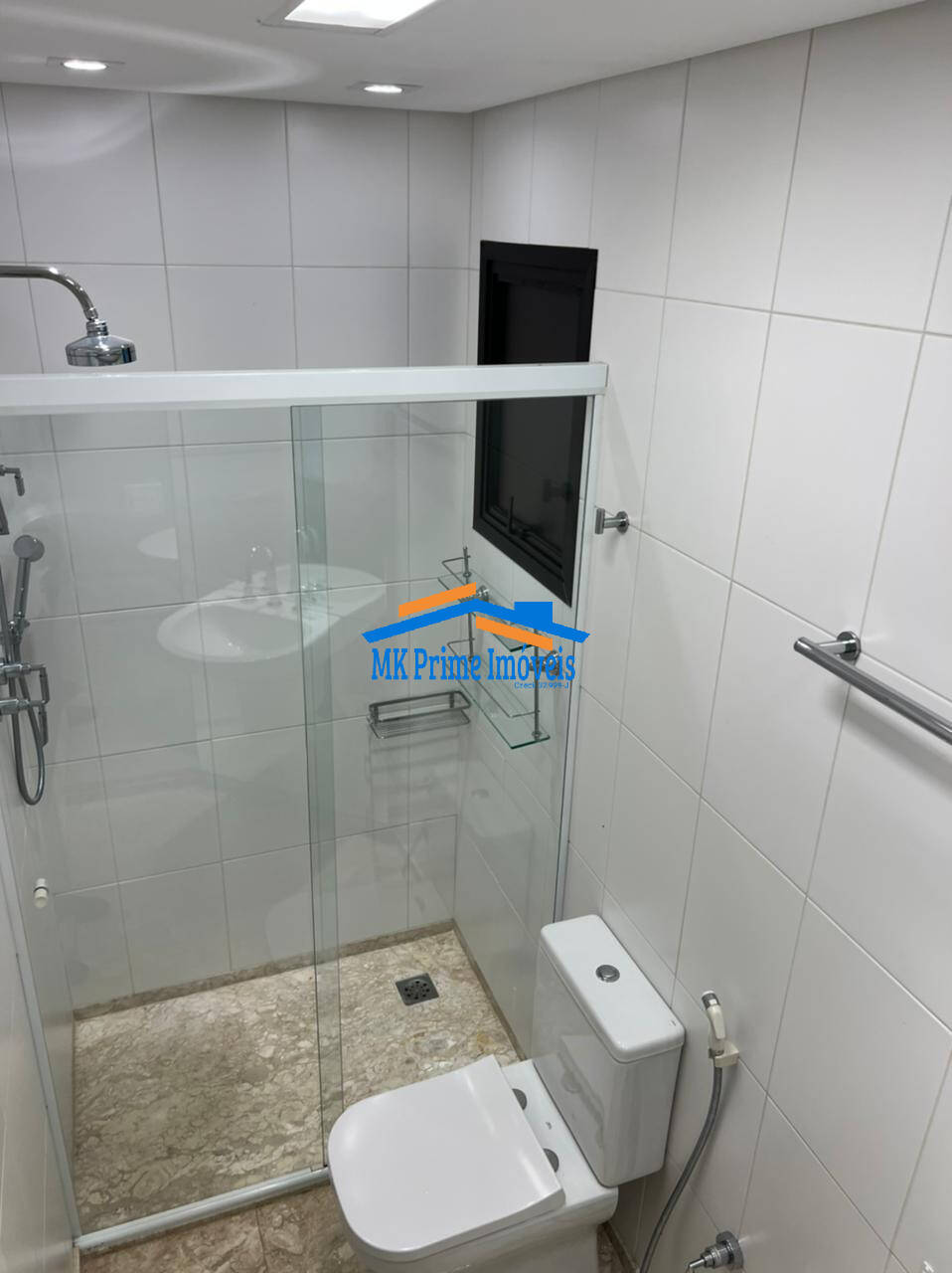 Apartamento para alugar com 3 quartos, 220m² - Foto 29