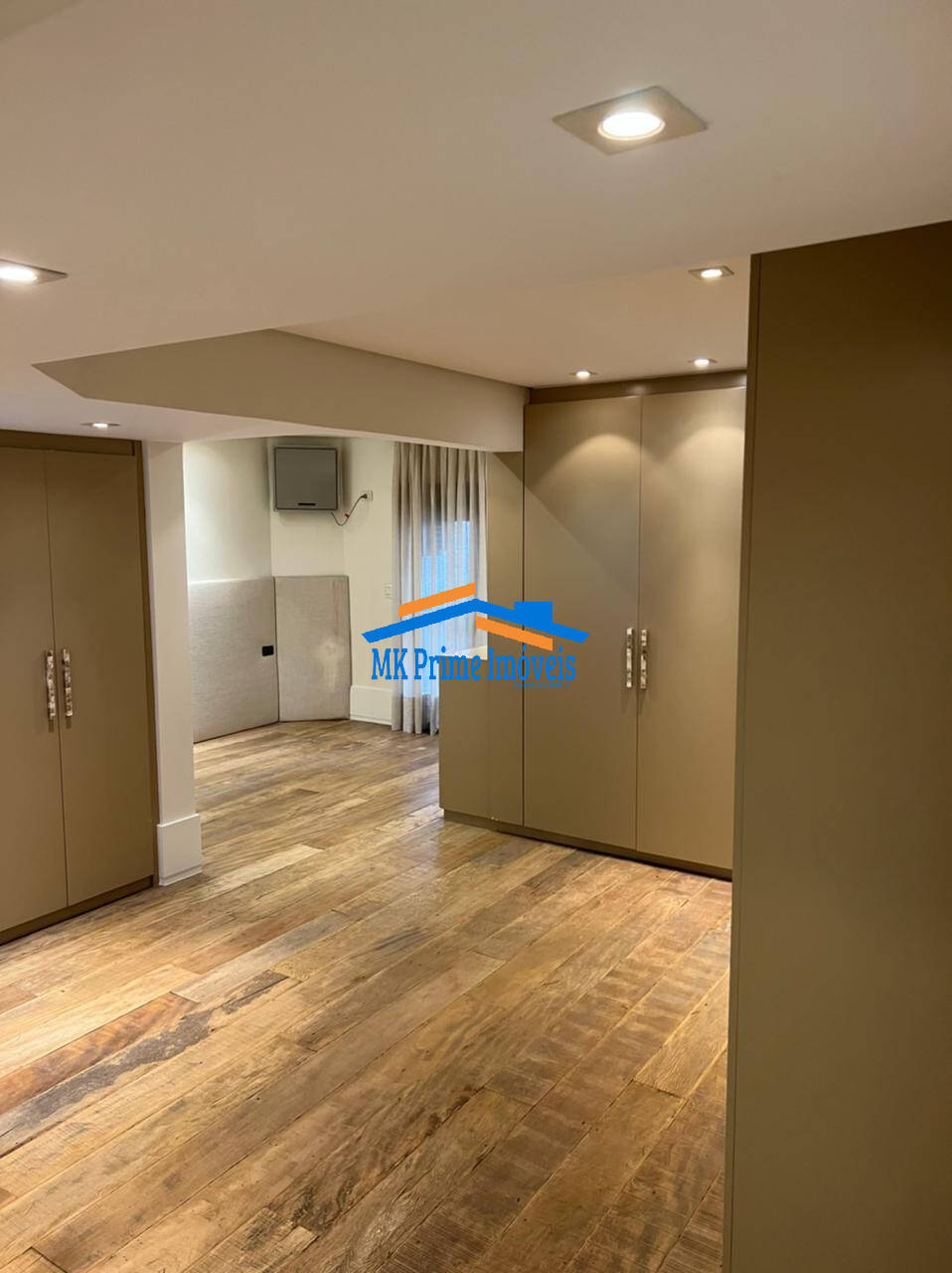 Apartamento para alugar com 3 quartos, 220m² - Foto 22