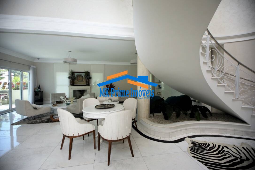Casa de Condomínio para alugar com 4 quartos, 570m² - Foto 4