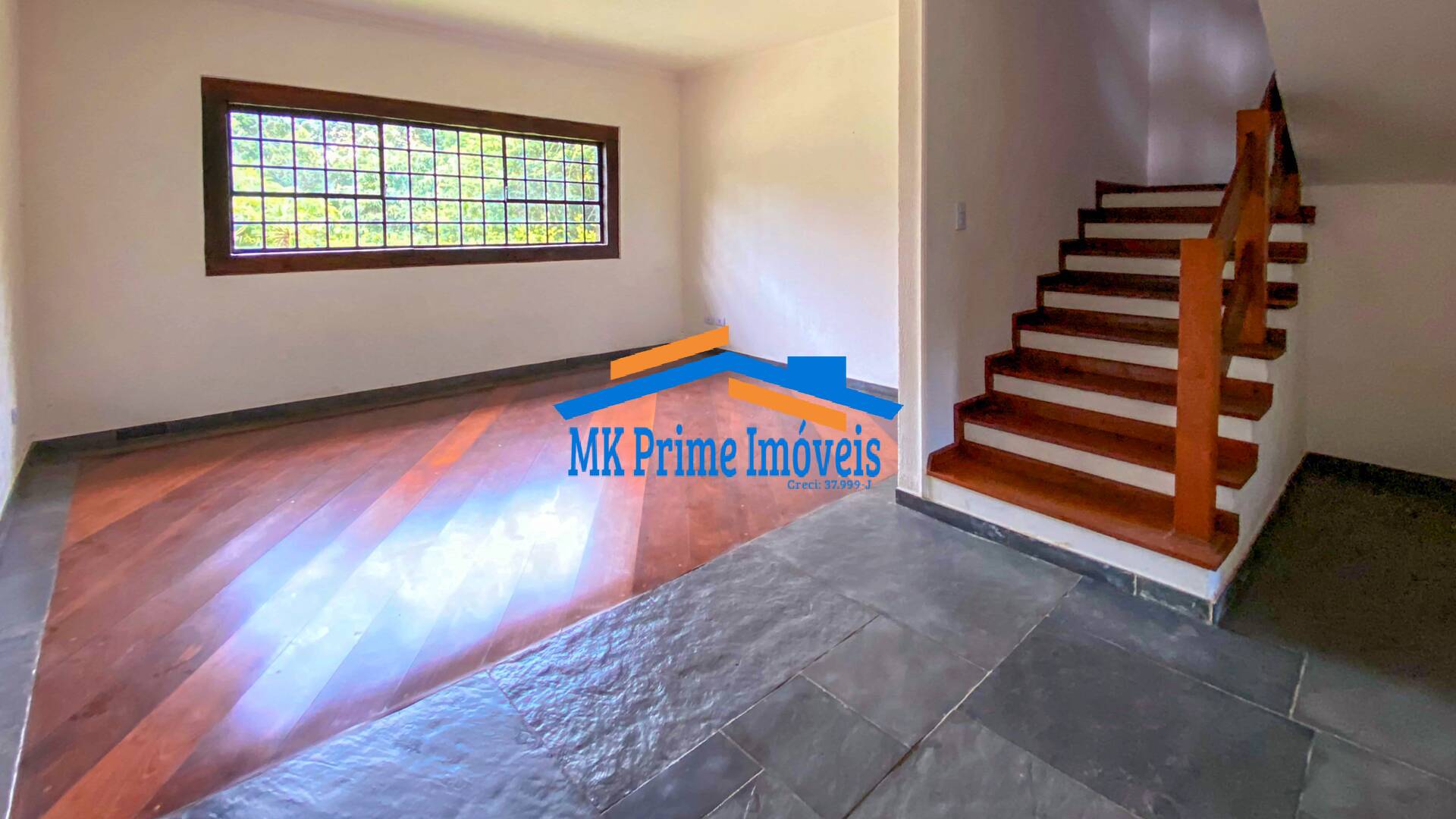 Casa de Condomínio para alugar com 3 quartos, 354m² - Foto 5