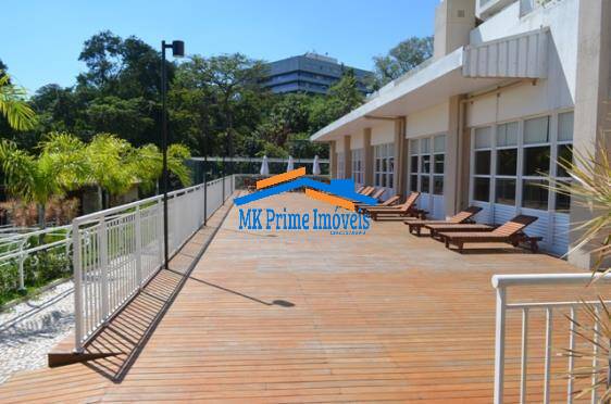 Apartamento à venda com 3 quartos, 107m² - Foto 25