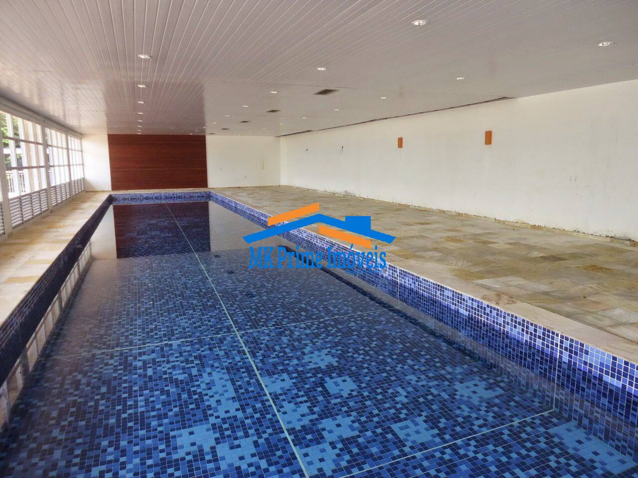 Apartamento à venda com 3 quartos, 107m² - Foto 29